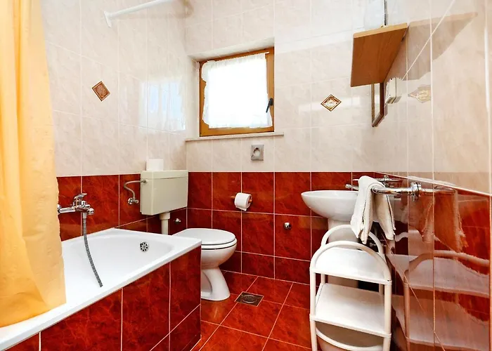 Appartement Albina-1 By Interhome